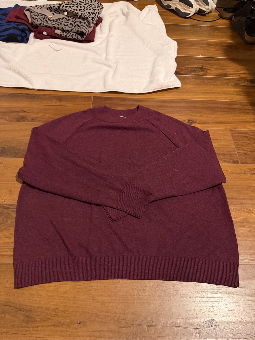 a new day Women's Crewneck Sweater in Burgundy